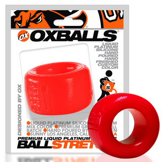 Balls-T - Compact and Stackable Ballstretcher - Red